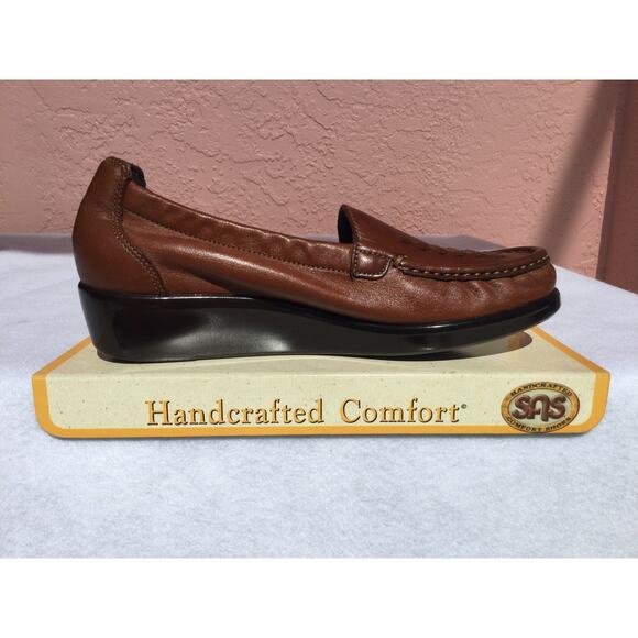 SAS Weave Slip On Loafer Chestnut Brown Womens 8N Comfort Shoe New - Picture 1 of 11